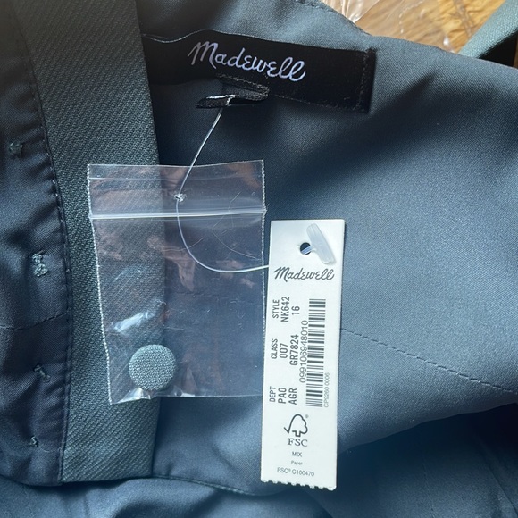 *NWT* Madewell / Sweetheart Neck Button Back Bralette Top / Architect Green / 16 - Picture 7 of 7